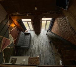 Двухуровневые апартаменты №3 в Loft Apart