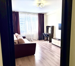 Апартаменты с 2 комнатами с балконом в Квартира сети PanApartments вблизи с благоустроенной набережной