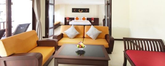 Полулюкс с видом на бассейн в Arinara Beach Resort Phuket