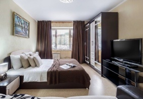 Апартаменты Апартаменты на Россия, Ханты-Мансийский автономный округ, Нижневартовск, улица Маршала Жукова, 30 в Нижневартовске