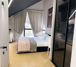 Апартаменты двухкомнатные двухместные (Люкс) с балконом в Polikariya