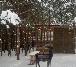 Просторная дача  с 2мя раздельными спальнями с панорамными окнами и сибирским банным чаном" в Дача на горе-море