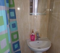 Трёхместный номер Economy с балконом и с красивым видом из окна в Горная лаванда