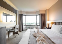 Люкс в The Grand Riverside Hotel Phitsanulok