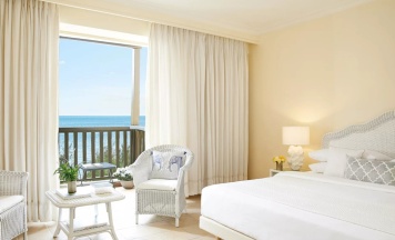Бунгало семейное с видом на море в Grecotel Marine Palace & Aqua Park