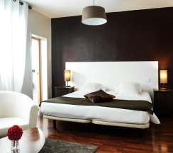 Двухместный номер Superior двуспальная кровать в THC Gran Via Hostel