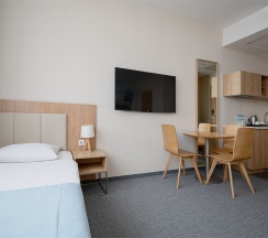 Стандарт семейный с тремя раздельными кроватями и кухней в Европа