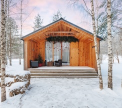 Коттедж класса люкс в Поле