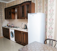 М.Горького 85Б. 1-комн.кв., 7-этаж, 110 в АнтиОтель