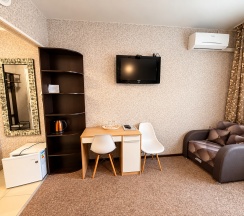 Номер комфорт с 1 двуспальной кроватью в Long House