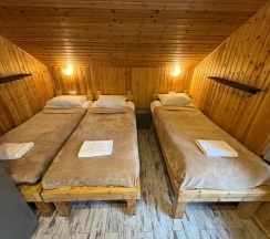 4-местный номер стандарт семейный (мансарда) в Куршале
