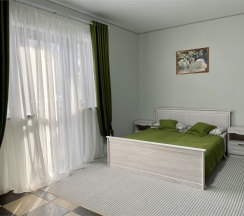 Трехместный номер с балконом № 9 в Алания