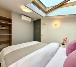 Апартаменты №7 "Полулюкс" на мансардном этаже в Саквояж