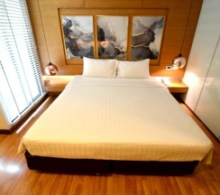 Двухместный номер Deluxe двуспальная кровать в I Residence Hotel Silom