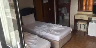 Мармарис: Отель Defne Zevkim Hotel