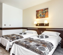 Двухместный номер Standard двуспальная кровать в Grami Hotel Sofia