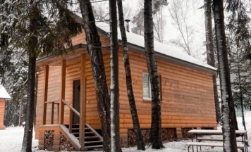 Четырёхместный номер Standard с красивым видом из окна в Нептун-2