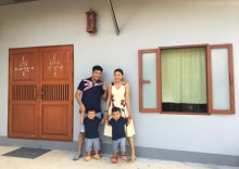 Коттедж с 2 комнатами в Baan Mali Homestay Lampang