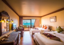 Четырёхместный номер Grand с видом на море в Samui Bayview Resort & Spa