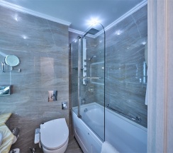Улучшенный номер c 1 кроватью или 2 раздельными в Author Boutique Hotel