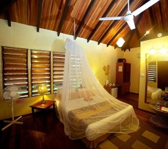 Бунгало с видом на море в Club Fiji Resort