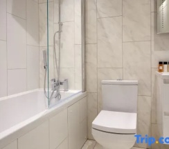 Коттедж в 7VH Virginia House, 31 Bloomsbury Way by City Living London