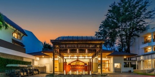 Карон: Курортный отель Katathani Phuket Beach Resort SHA Extra Plus