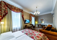 Джуниор сюит Нео в Cronwell Inn Стремянная