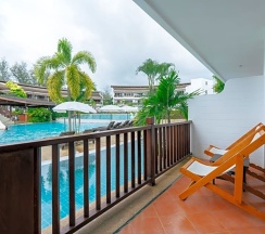 Номер Grand с видом на бассейн в Arinara Beach Resort Phuket