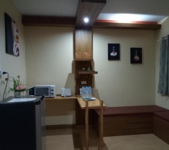 Четырёхместный номер Deluxe в Little Guest House Hotel