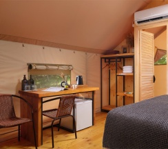 Тент-хаус с большой террасой для 2 взрослых в Garuda