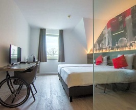 Одноместный номер Superior двуспальная кровать в Velotel Brugge