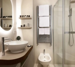 Трёхместный номер Look в Adriatic Palace Hotel