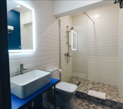 Комфорт + с балконом в City creek
