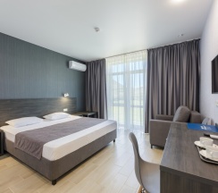 Четырехместный с диваном видовой в Costa Del Mar