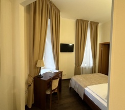 Апартаменты с красивым видом из окна в Соната на Маяковского