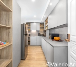 Люкс с 2 комнатами с балконом и с красивым видом из окна в Апартаменты OMNIA  Phuket - Waterfront Karon