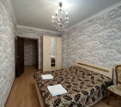 Апартаменты с 2 комнатами с балконом и с красивым видом из окна в Квартирное бюро