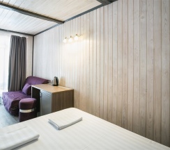 Двухместный стандарт с цельной кроватью в Лотос