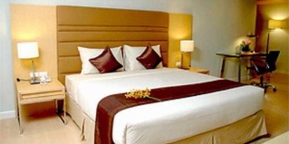 Пхра-Прадэнг: Отель The Tivoli Hotel
