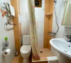 Номер с двуспальной кроватью в Киви