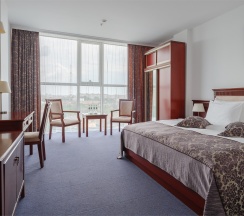 Стандарт с двуспальной кроватью в Marins Grand Hotel Астрахань