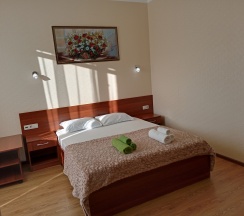 Стандартный четырехместный номер в Роза Ветров