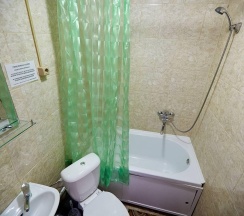 Комната эконом с 1 двуспальной кроватью в Royal comfort
