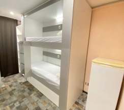 Кровать в общем номере (женский номер) в Арктика