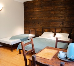 Улучшенный в Альпийский двор