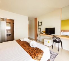 Двухместный номер Deluxe с балконом двуспальная кровать в The Golden Ville Boutique Hotel & Spa