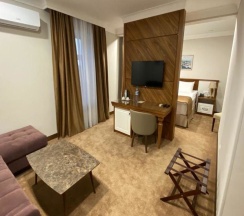 Двухместный люкс двуспальная кровать в Kaspi boutique hotel