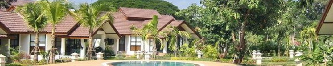 Бунгало с балконом в Pang Rujee Resort