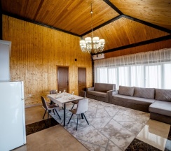 Люкс номер с прямым видом на море на 4-5 человек в Golden beach
